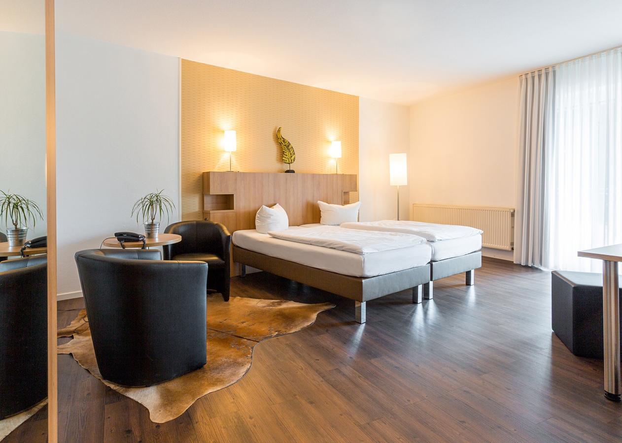 Hotel Westerkamp ออสนาบรึค ภายนอก รูปภาพ