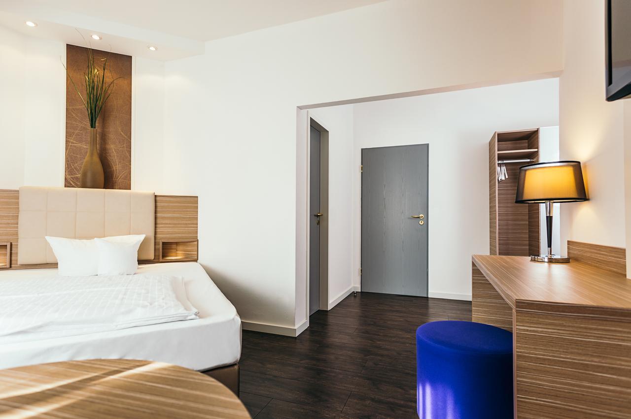 Hotel Westerkamp ออสนาบรึค ภายนอก รูปภาพ